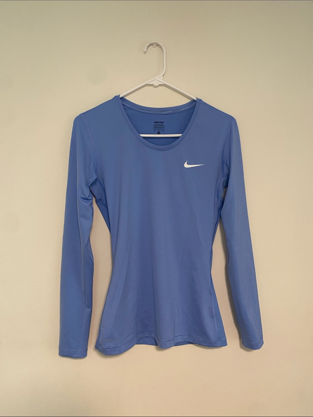 Nike Women’s Long-Sleeve Dri-FIT Top — Periwinkle
